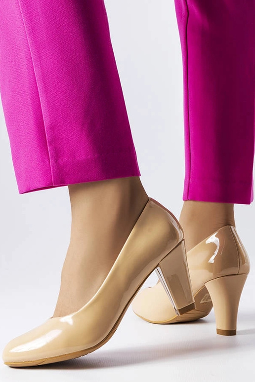 Sapatos Burkett Bege em Couro...