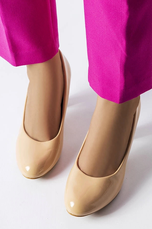 Sapatos Burkett Bege em Couro...