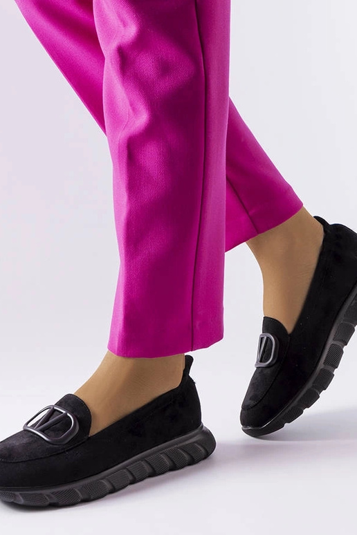 Tênis esportivos pretos slip-on,... Tênis esportivos pretos slip-on,...