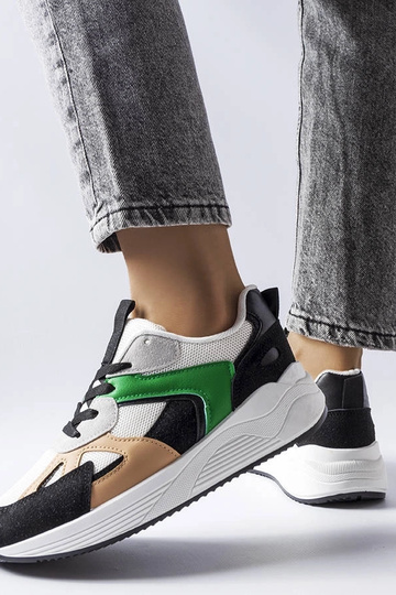 Tênis esportivos pretos de... 2