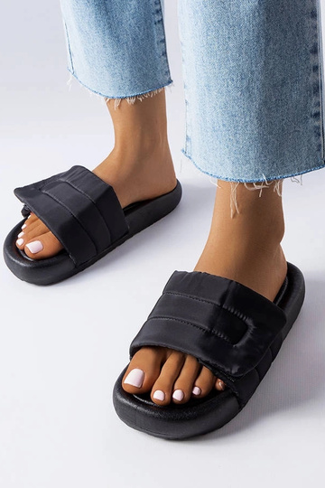 Chinelos pretos com fecho de velcro, "Aleron"