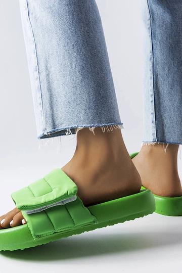 Chinelos verdes com fecho de velcro Aleron 2