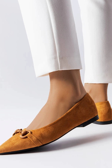 Bailarinas bico fino marrom...