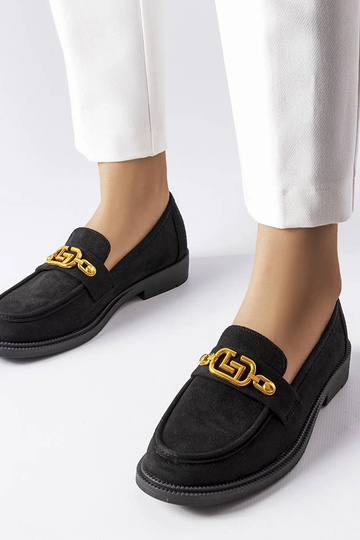 Mocassins pretos elegantes com decoração Ouellet