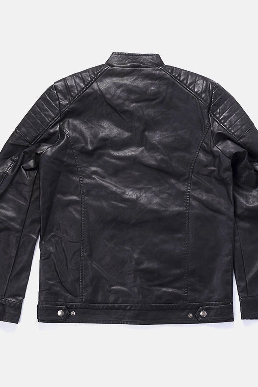 Jaqueta de couro sintético preta...