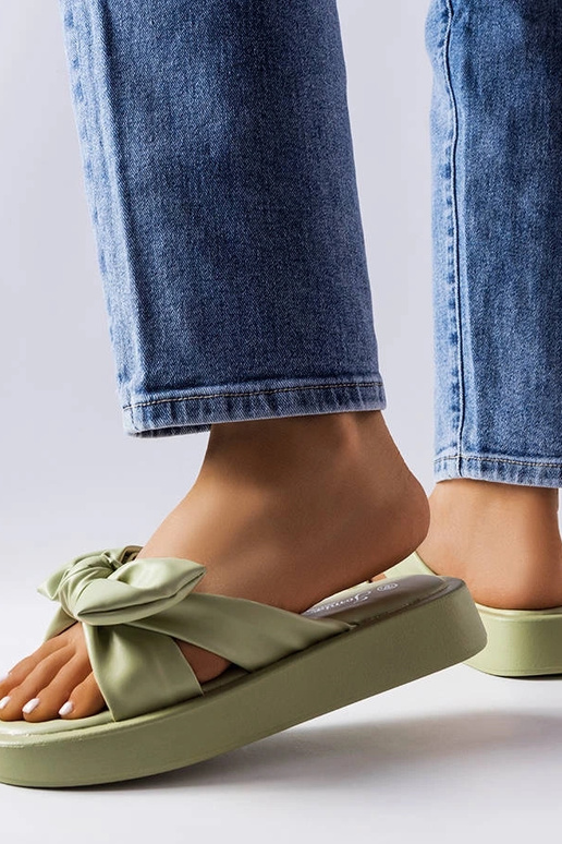 Chinelo plataforma verde com laço Edvard