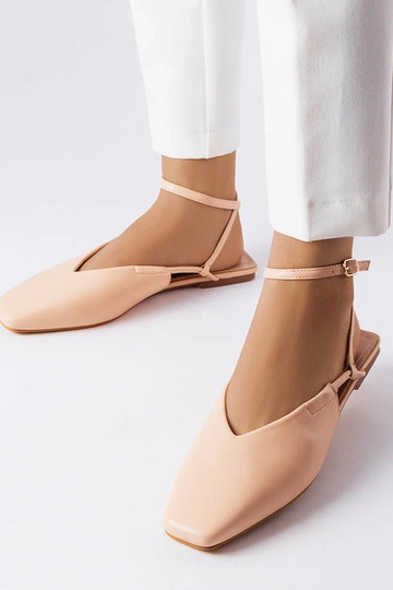 Sandália fechada rosa Jehovah