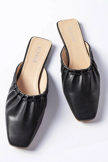 Mulas pretas com bico de... 2