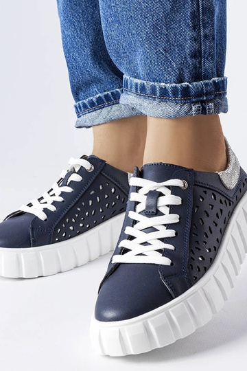 Tênis esportivos...