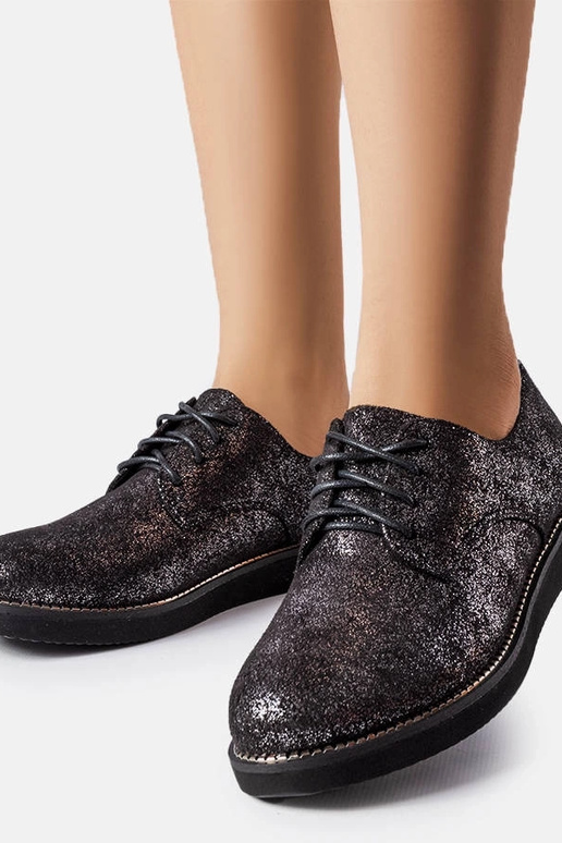 Sapatos de brocado preto com glitter...