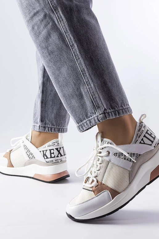 Tênis Vinceza branco e rosa