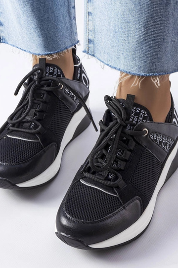 Tênis Vinceza preto e branco 2