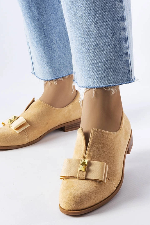 Sapatos de arco de álamo bege