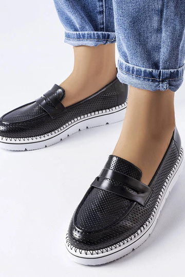 Botas pretas Bloomsburg perfuradas de cano curto