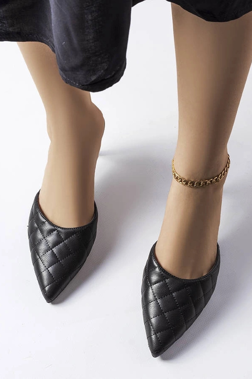 Slip-Ons acolchoados pretos com salto...