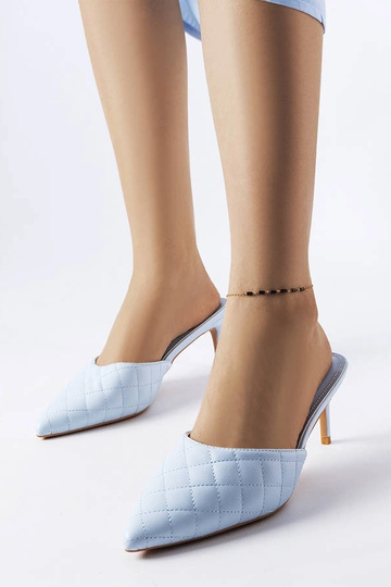 Slip-Ons acolchoados azuis com salto agulha da Lambert 2