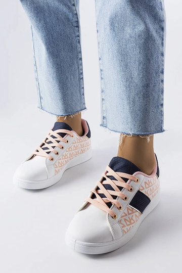Tênis branco com apliques coloridos Kessla