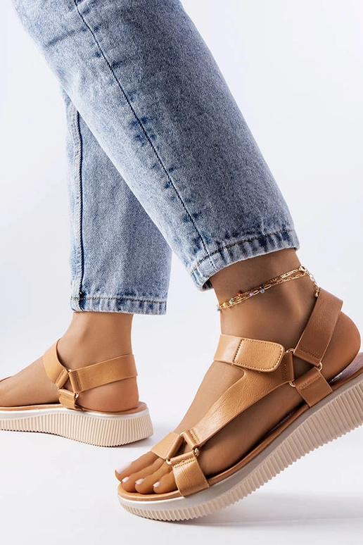 Sandálias esportivas bege Heron Sandálias esportivas bege Heron