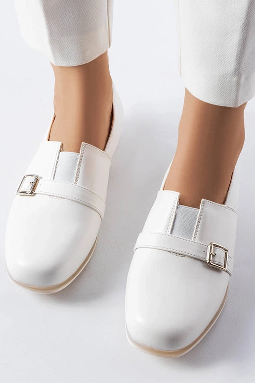 Sapatos brancos com palmilha de... Sapatos brancos com palmilha de...