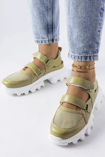 Tênis verdes com sola Djurs... 2