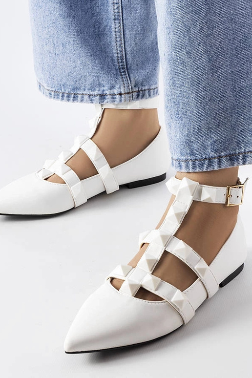 Bailarinas brancas com um fecho Blur...