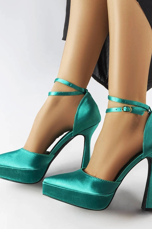 Sapatos verdes com salto alto Dallas