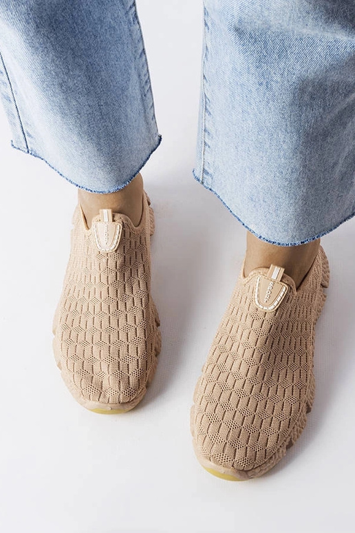 Tênis esportivo bege Obenor slip-on