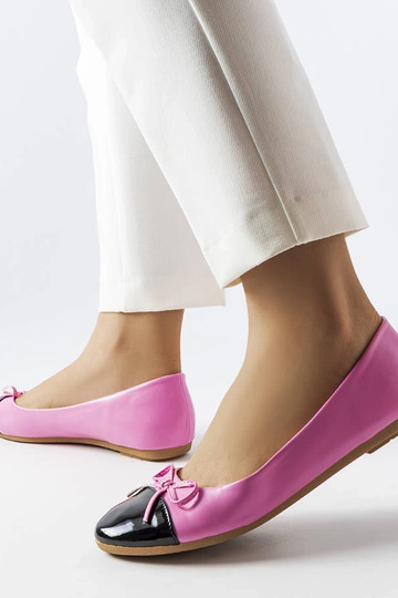 Despins Pink Patent Toe Bailarinas 2