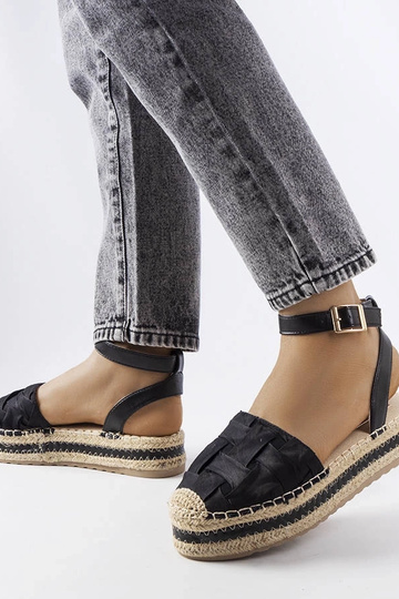 Alpercatas plataforma pretas Lafrenière