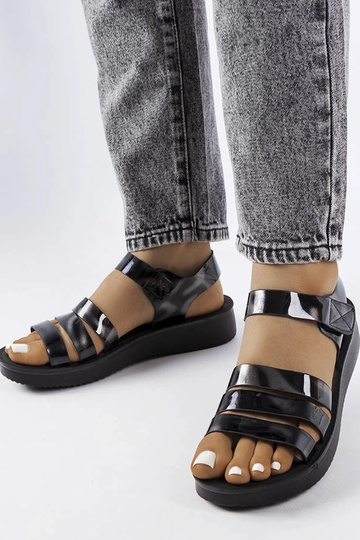 Sandálias de cunha de couro...