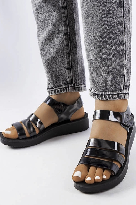 Sandálias de cunha de couro...