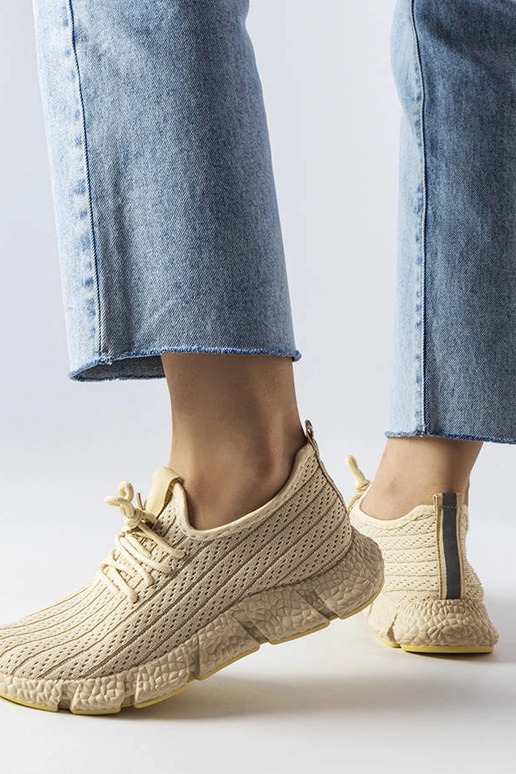 Tênis esportivo Élodie bege claro