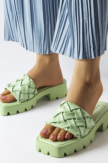 Chinelos Lora verde com...