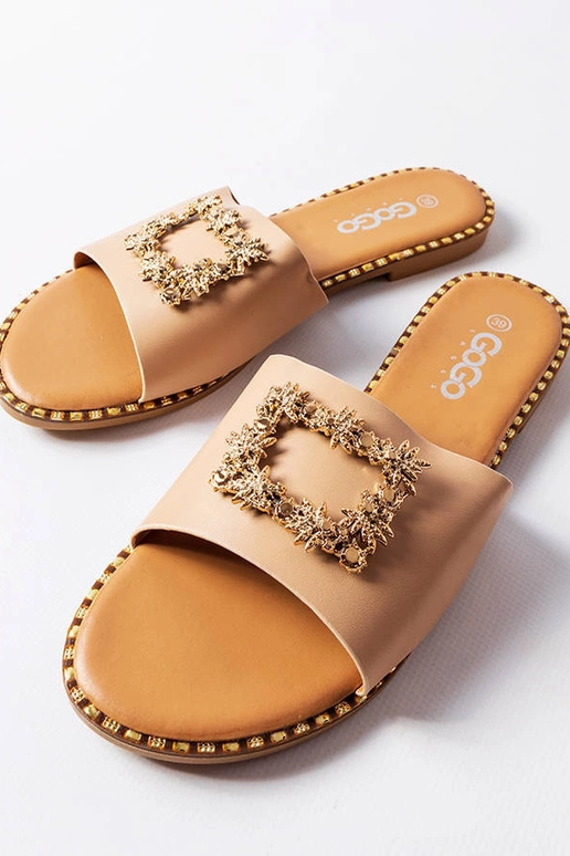 Chinelos sand color com decoração,...