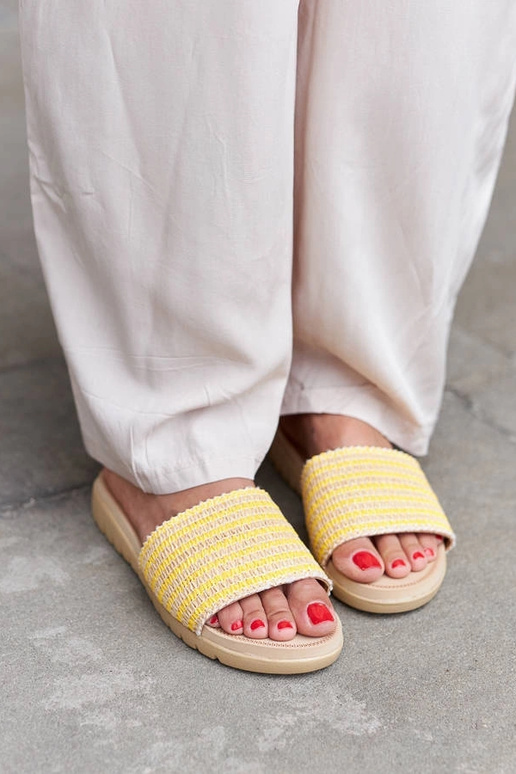 Capovalle Amarelo Trançado Chinelos Capovalle Amarelo Trançado Chinelos