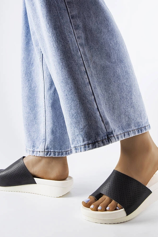 Sandálias plataforma Monferrato pretas Sandálias plataforma Monferrato pretas