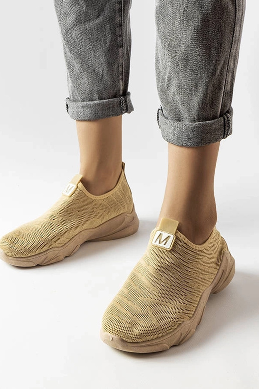 Tênis esportivo feminino Aaron em...