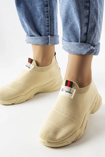 Sapatos esportivos bege slip-on para mulheres Greco