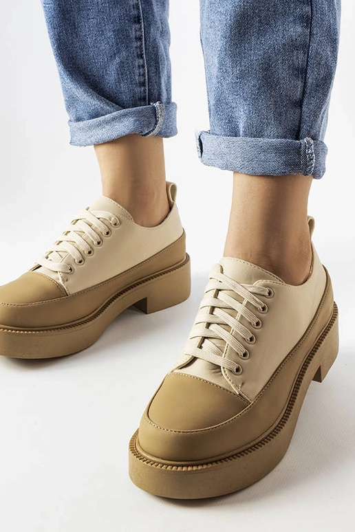 Sapatos baixos bege escuro Merico