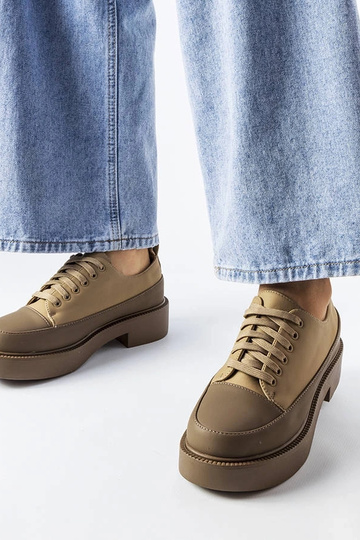 Sapatos baixos marrons Merico 2