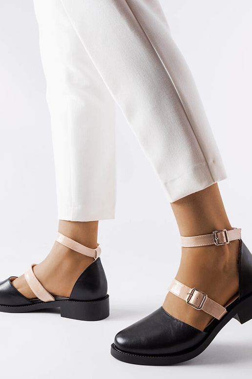 Sapatilhas pretas Josiane com fivela Sapatilhas pretas Josiane com fivela