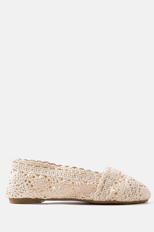 Sapatilhas de crochê bege para bebê Lisa Sapatilhas de crochê bege para bebê Lisa