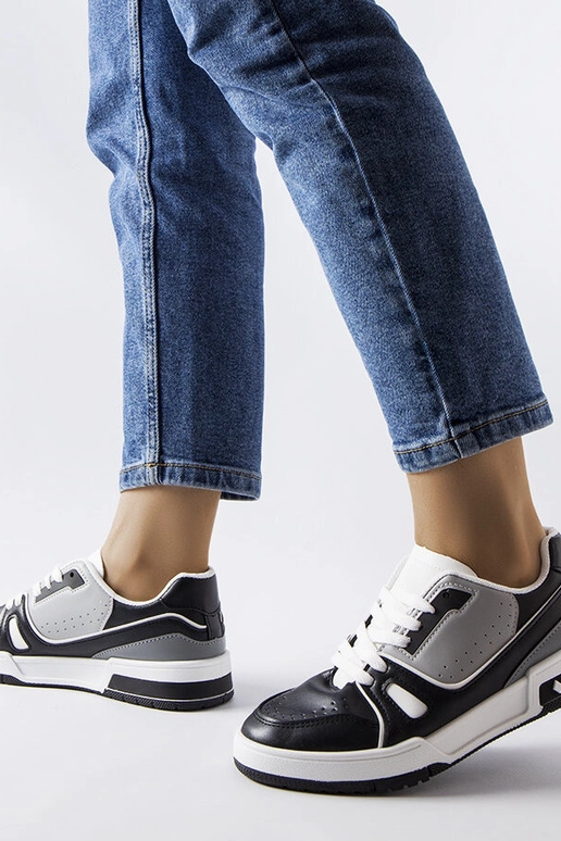 Tênis esportivo Willson preto