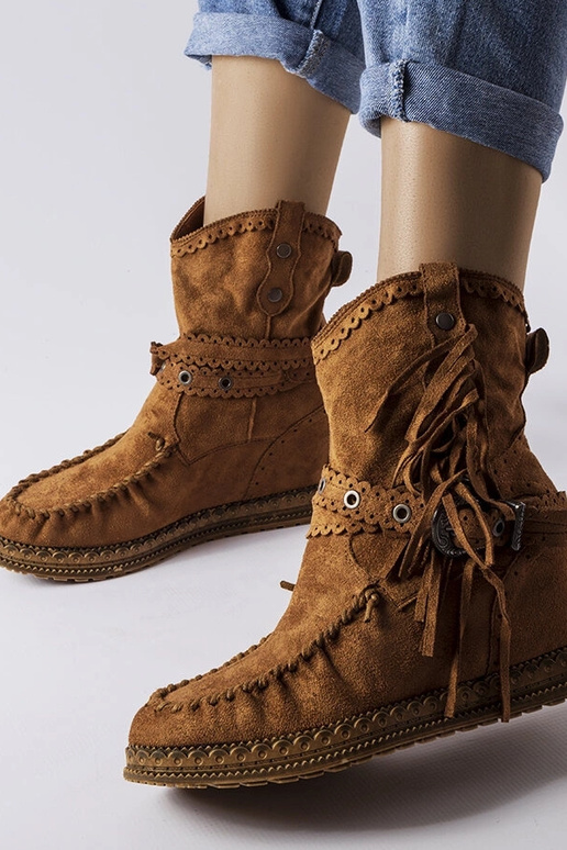 Botas marrons em plataforma, "Teodata"