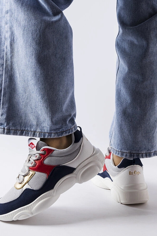 Sapatos esportivos cinza femininos...