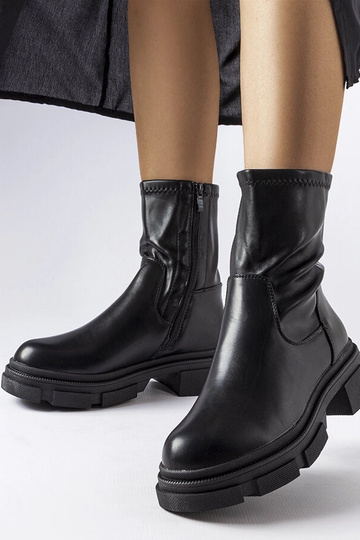 Botas pretas isolantes Helvi