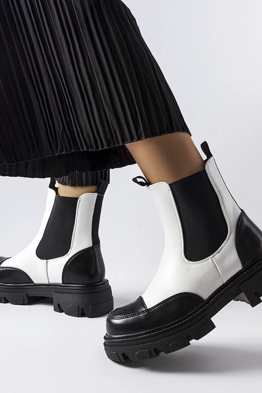 Botas Albany pretas e brancas sem...