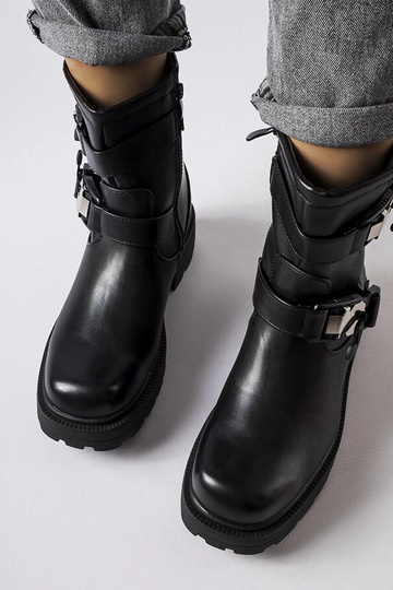 Botas Enrico pretas e grossas 2