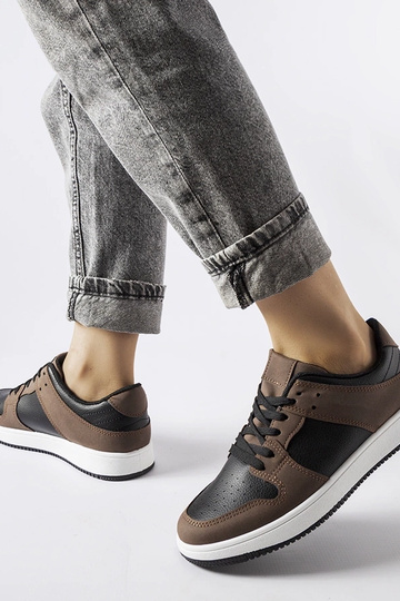 Tênis Jacqueline marrom e... 2