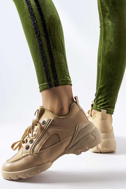 Tênis esportivos bege escuro com cano...